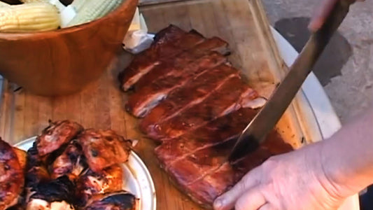 BARBECUE SPARE RIBS AND SWEET CORN